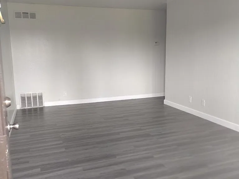 Arcadia Apartments — Photo 3