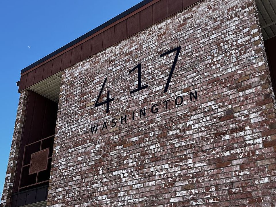 1st image of 417 Washington St #122