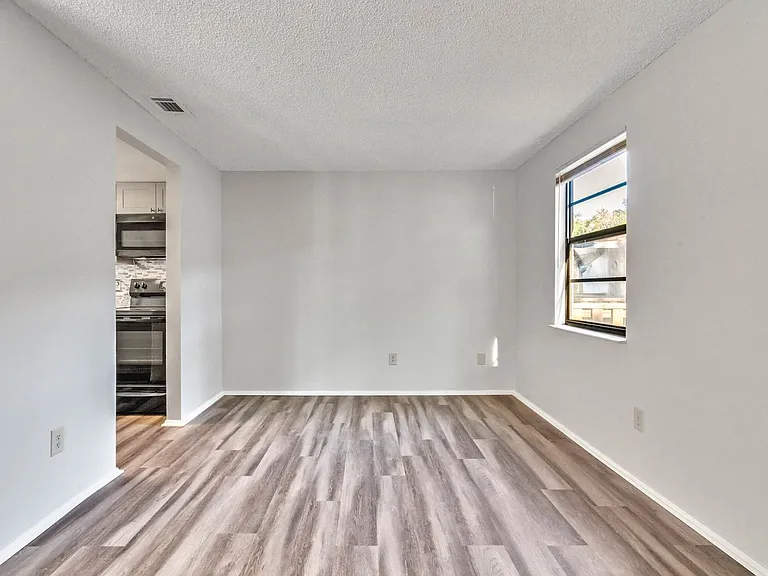 4907 Lake Ridge Rd #H — Photo 5
