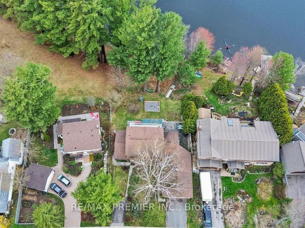 570 Phillip St E, Gravenhurst, ON P1P 1M3