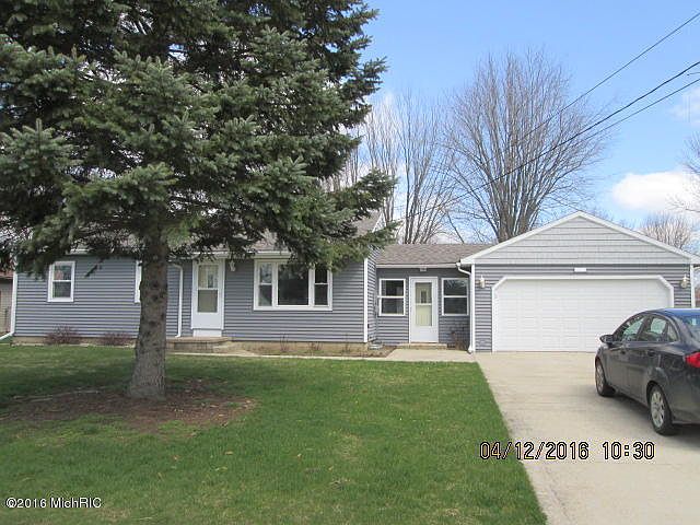 1st image of 2312 Holly Ave