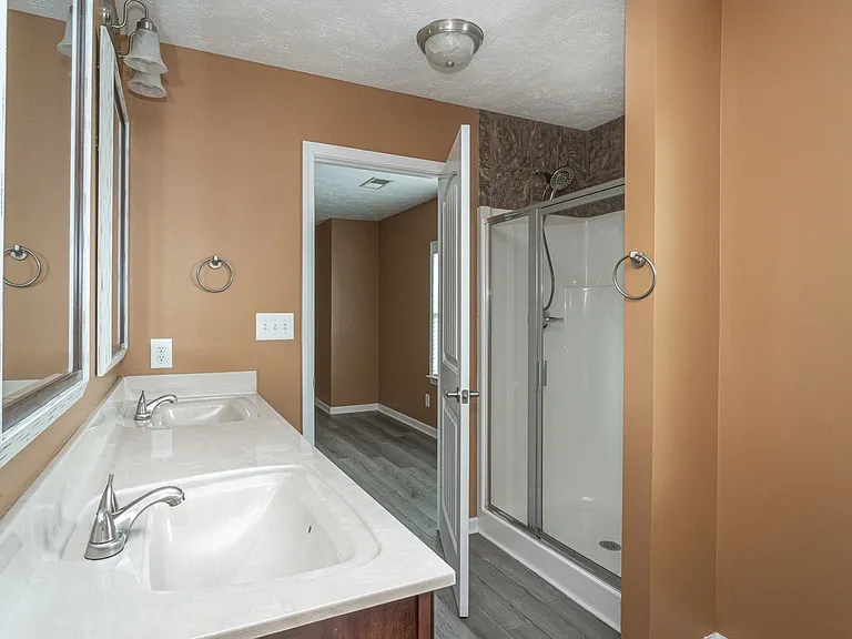 4032 Newgate St — Photo 23