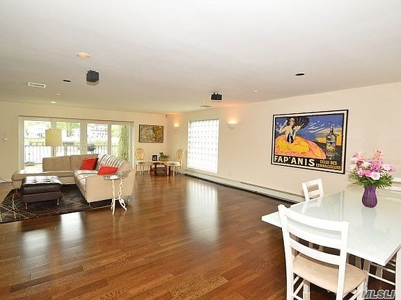 4th image of 569 Derby Dr E