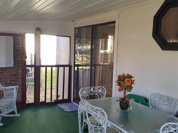 Screened porch
