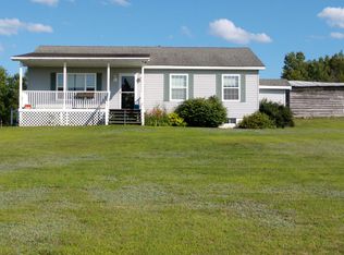 13 Sweet Rd, Lincoln, ME 04457
