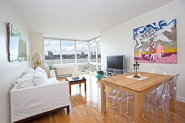 Rented by Nest Seekers International