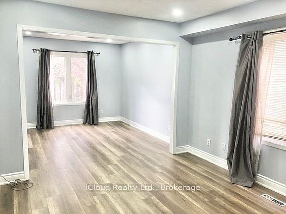 5th image of 112 Dumfries Ave