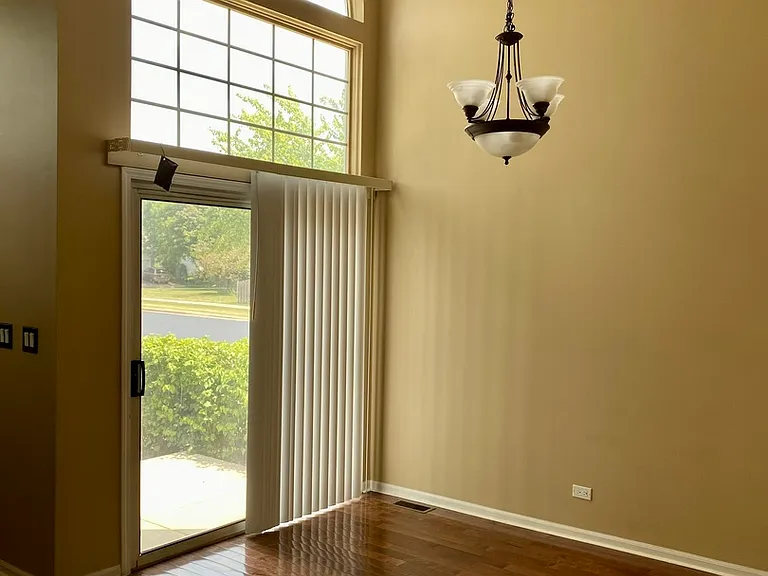 1165 Edington Ct — Photo 3