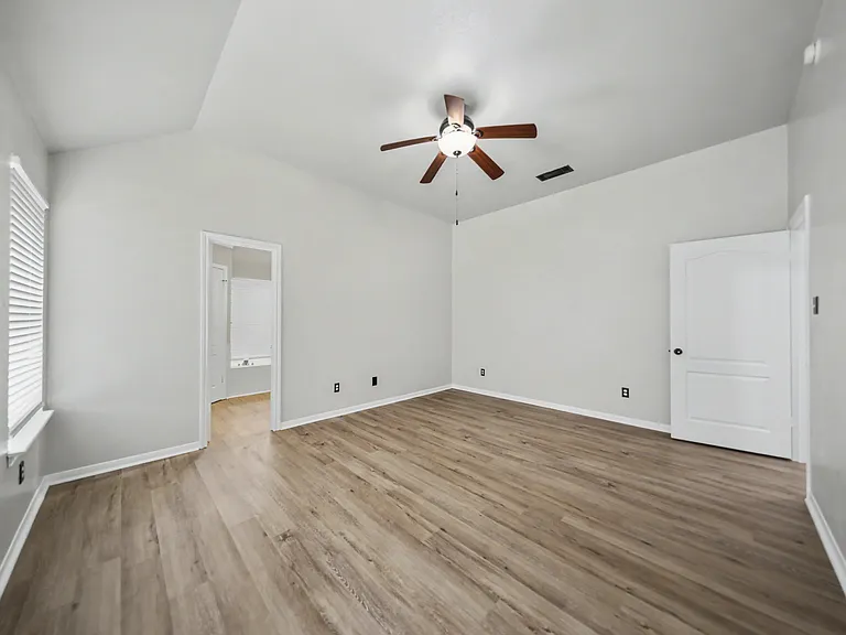 616 Man O War Dr — Photo 15