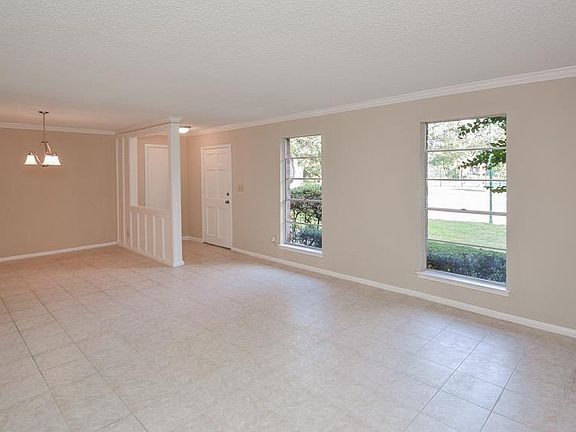 5th image of 2349 Triway Ln #225