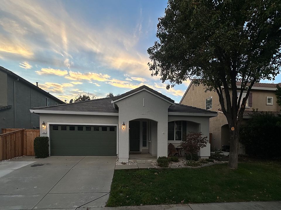 1st image of 646 Tara Bella Dr