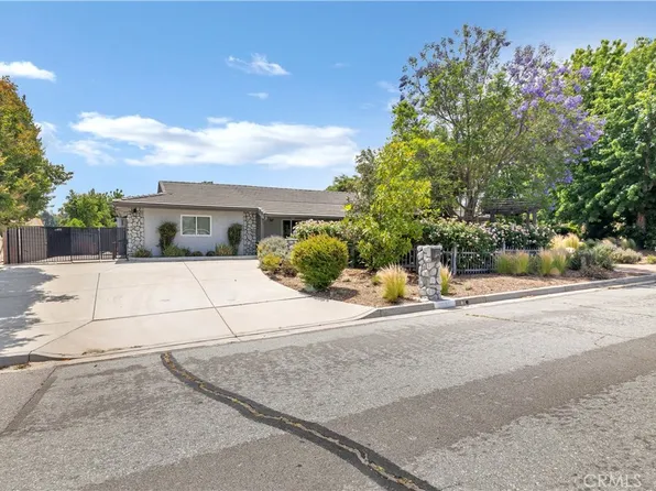 3890 English Dr, Hemet, CA 92544