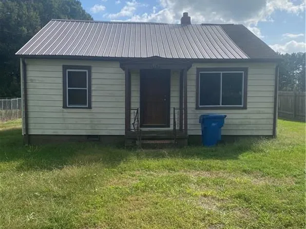 118 E High Ave, Liberty, NC 27298