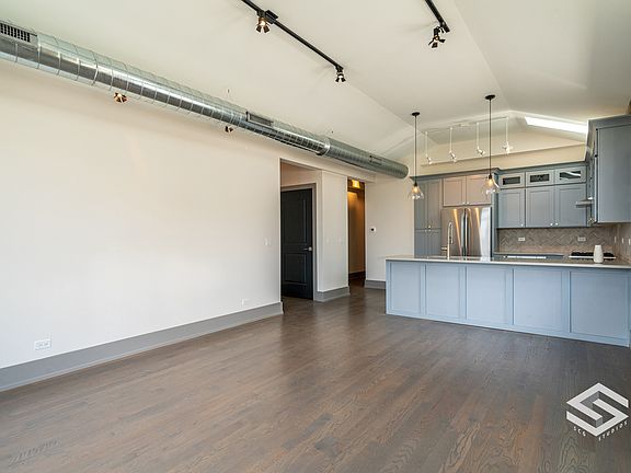 4th image of 4114 S Vincennes Ave #3N