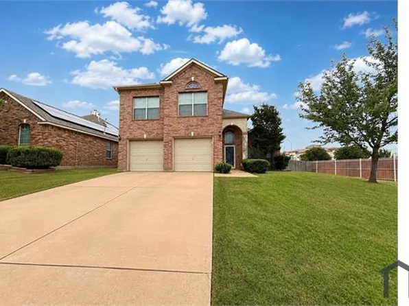 5517 Meadow Valley Dr, Fort Worth, TX 76123