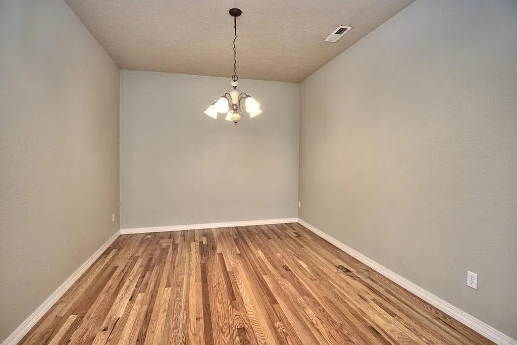 2 bed, 1140 sqft, $1,795 — Photo 2