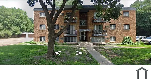 1630 Marion St — Photo 2
