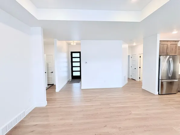 203 N Strathmore Ln Lot 6, Cedar City, UT 84720