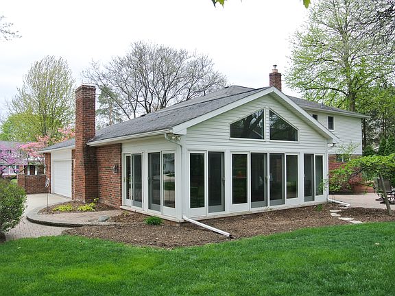 3rd image of 2938 Orchard Trail Dr