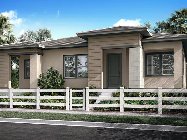 1142 Ponderosa Way W, Madera, CA 93636