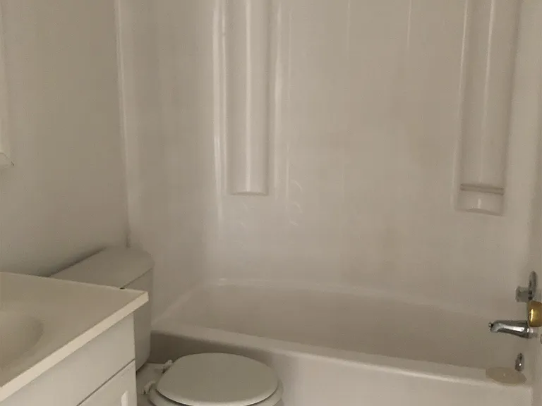 2320 Maple Ave — Photo 8