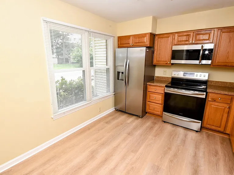 5216 Johnstown Ln — Photo 11