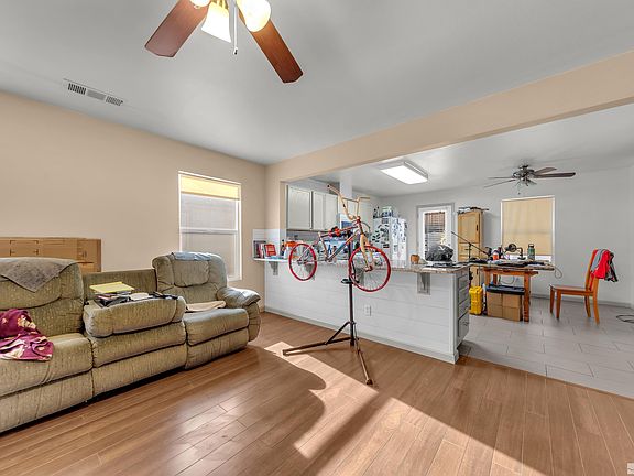 3rd image of 1222 Serena Springs Dr