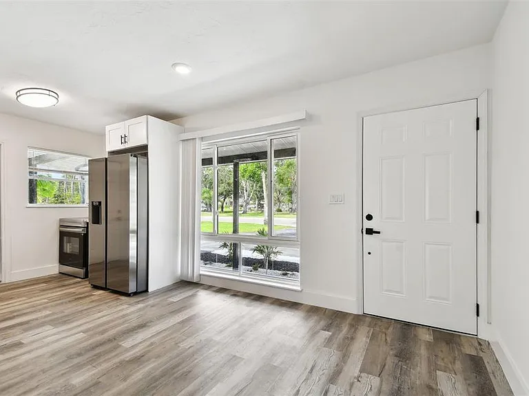 4461 Shore Acres Blvd NE — Photo 5