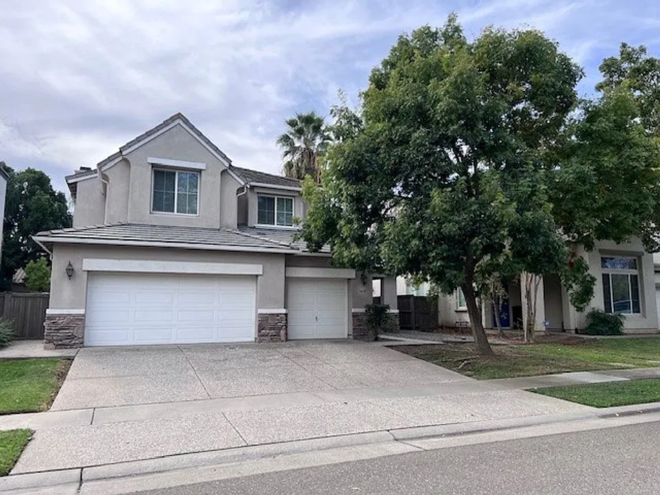 5608 Spring Flower Dr