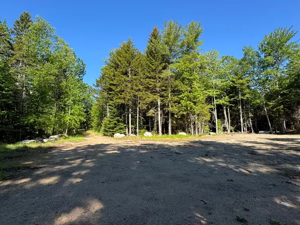 539 Sedgwick Ridge Road, Sedgwick, ME 04676