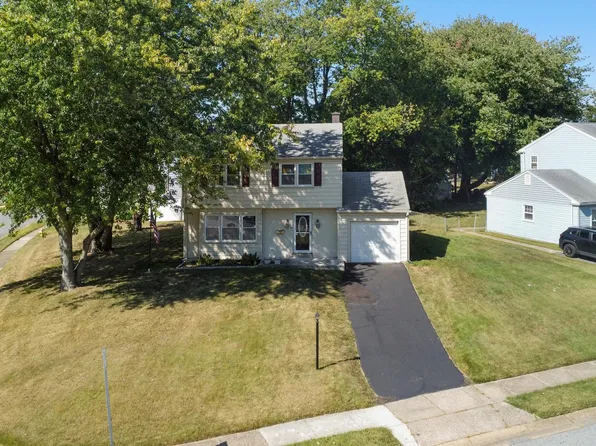 19 Constitution Blvd, New Castle, DE 19720