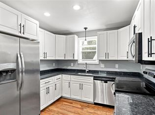 91 Niagara St, Providence, RI 02907
