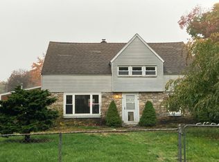 9 Patton St, Oxford, MA 01540