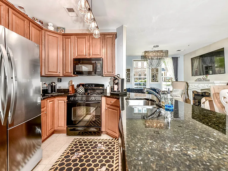 19643 Promenade Dr — Photo 6