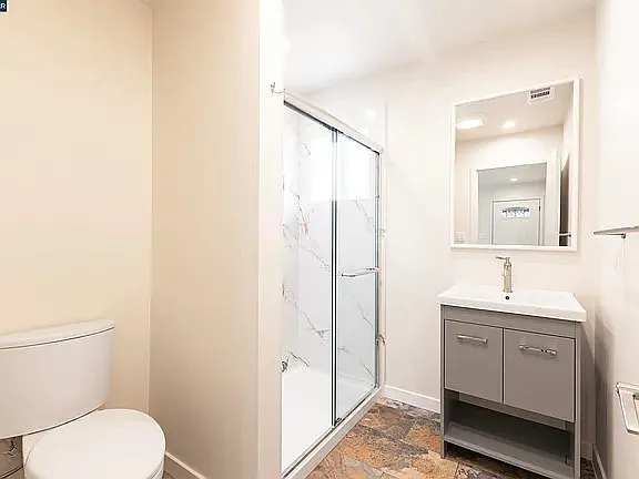 2 bed, 620 sqft, $2,800 — Photo 2