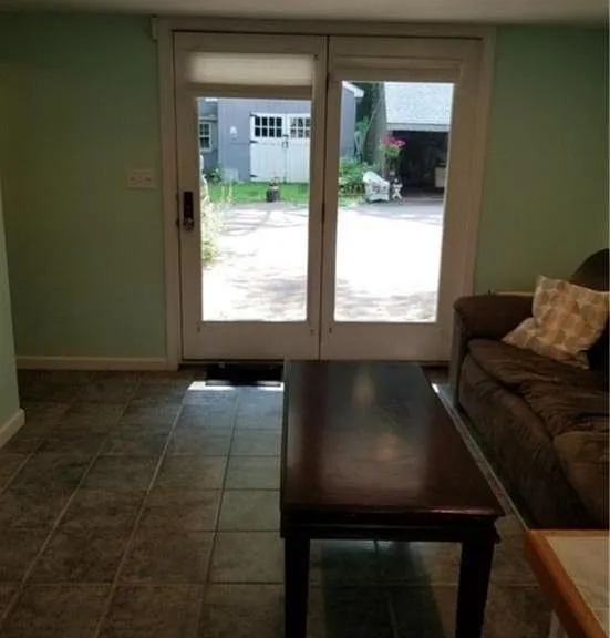 187 Wallingford Rd #1 — Photo 4