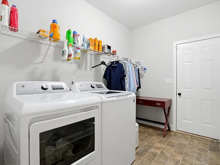 612 Stevens Pl — Photo 21