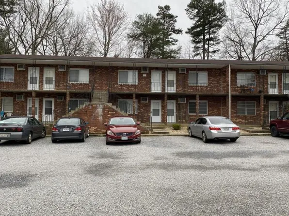 The Westbriar Apartments, 301 W Watts St #20, Gretna, VA 24557