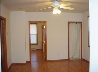 2116 W 32nd St, Cleveland, OH