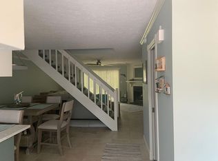 7990 Sunset Dr, Hayes, VA 23072
