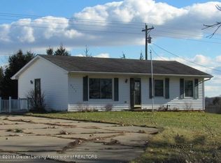 2775 Gale Rd, Eaton Rapids, MI 48827