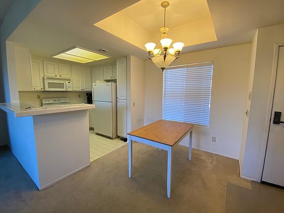 4th image of 2250 Camino De La Reina Unit 308