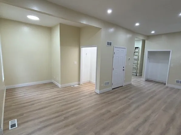 645 N Avers Ave APT 2, Chicago, IL 60624