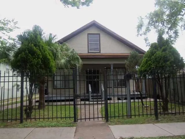 6526 Sherman St, Houston, TX 77011
