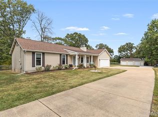 5707 Werner Dr, High Ridge, MO 63049