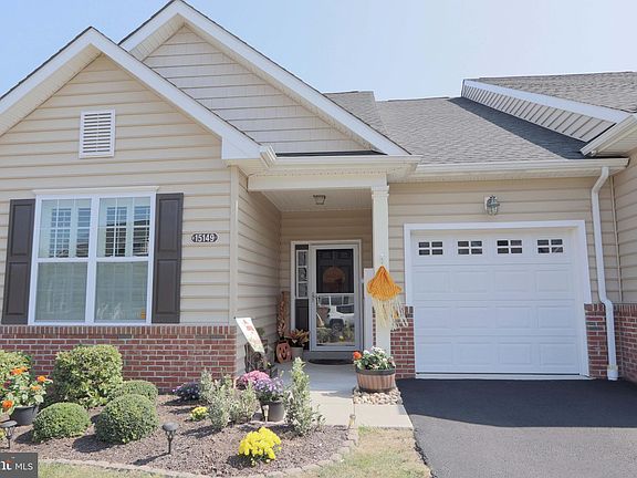 2nd image of 15149 Wildflower Way