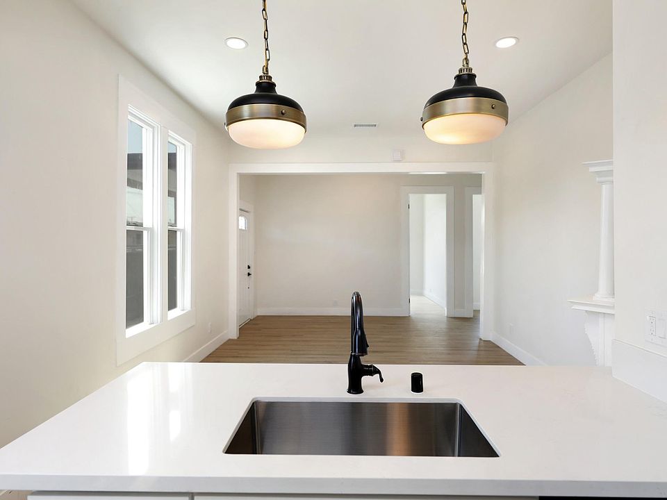1st image of 4456 Mount Henry Ave