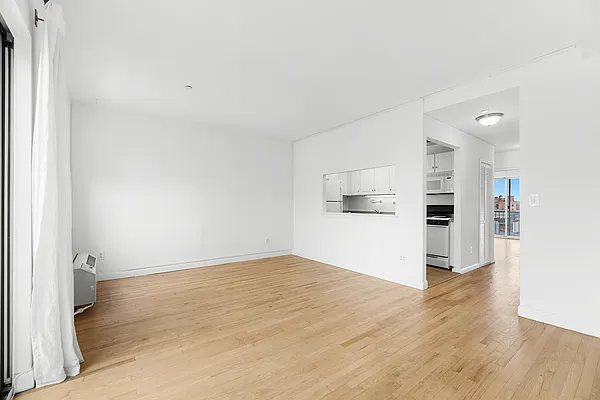 Rented by REAL New York | media 8