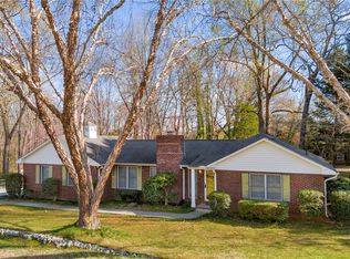 98 Mountain View Dr, Walhalla, SC 29691