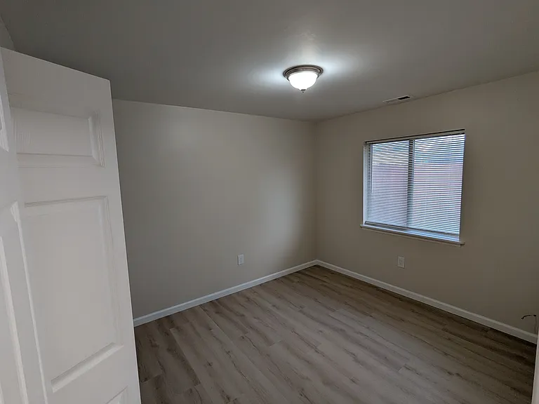 20732 Williamson St — Photo 21